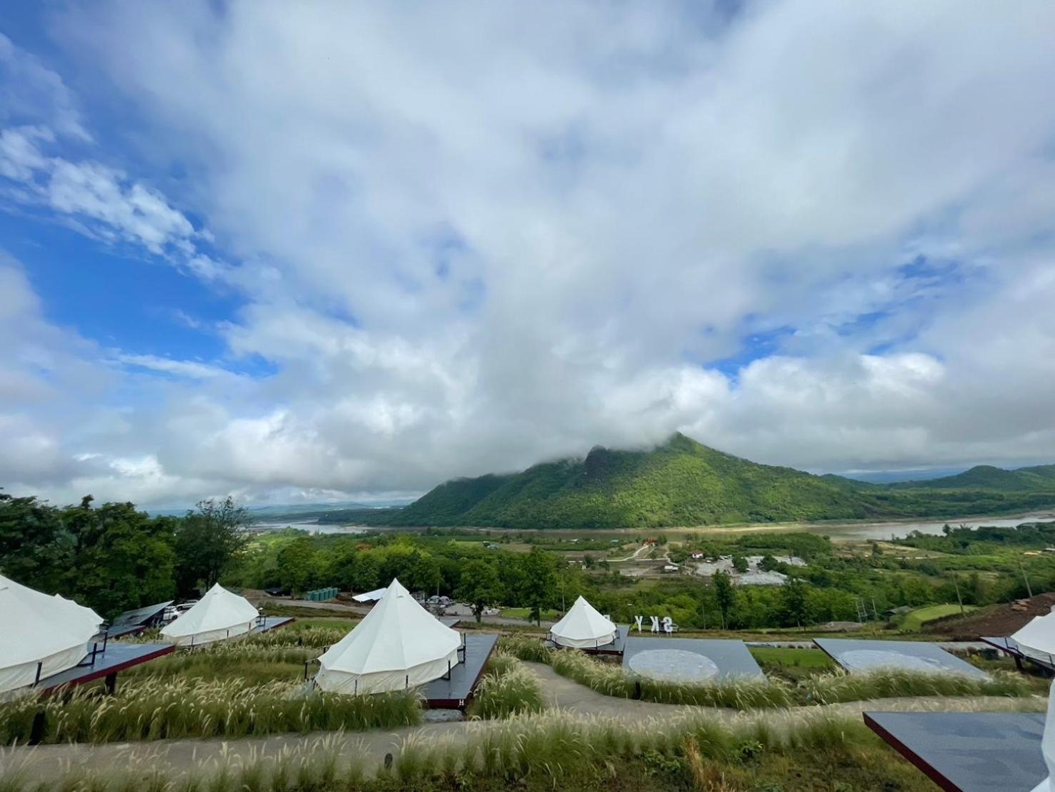 Hotel สกายเบย์ เชียงคาน à Pha Baen Extérieur photo