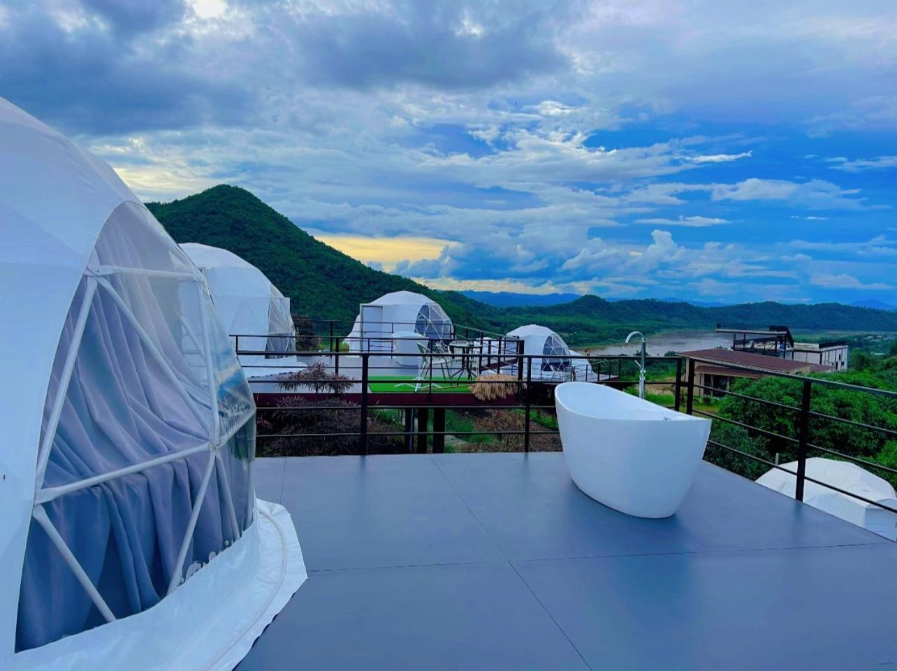 Hotel สกายเบย์ เชียงคาน à Pha Baen Extérieur photo