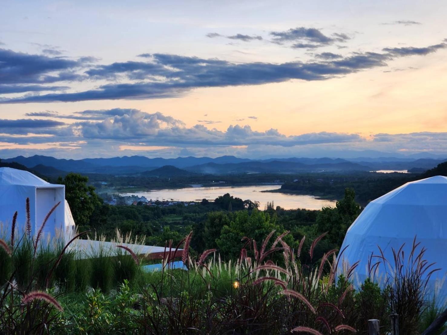 Hotel สกายเบย์ เชียงคาน à Pha Baen Extérieur photo