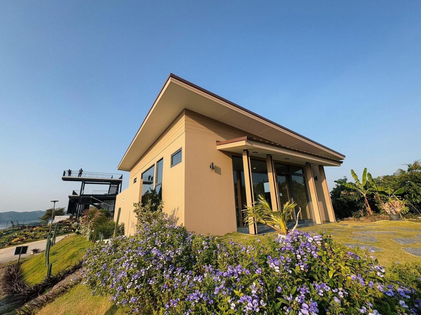 Hotel สกายเบย์ เชียงคาน à Pha Baen Extérieur photo